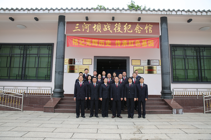 微信图片_20190404085426_副本1.jpg