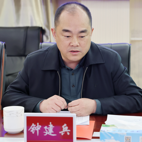 e0ea4f5c7bfaf02e61e7f92b2b6f5bf_副本.jpg