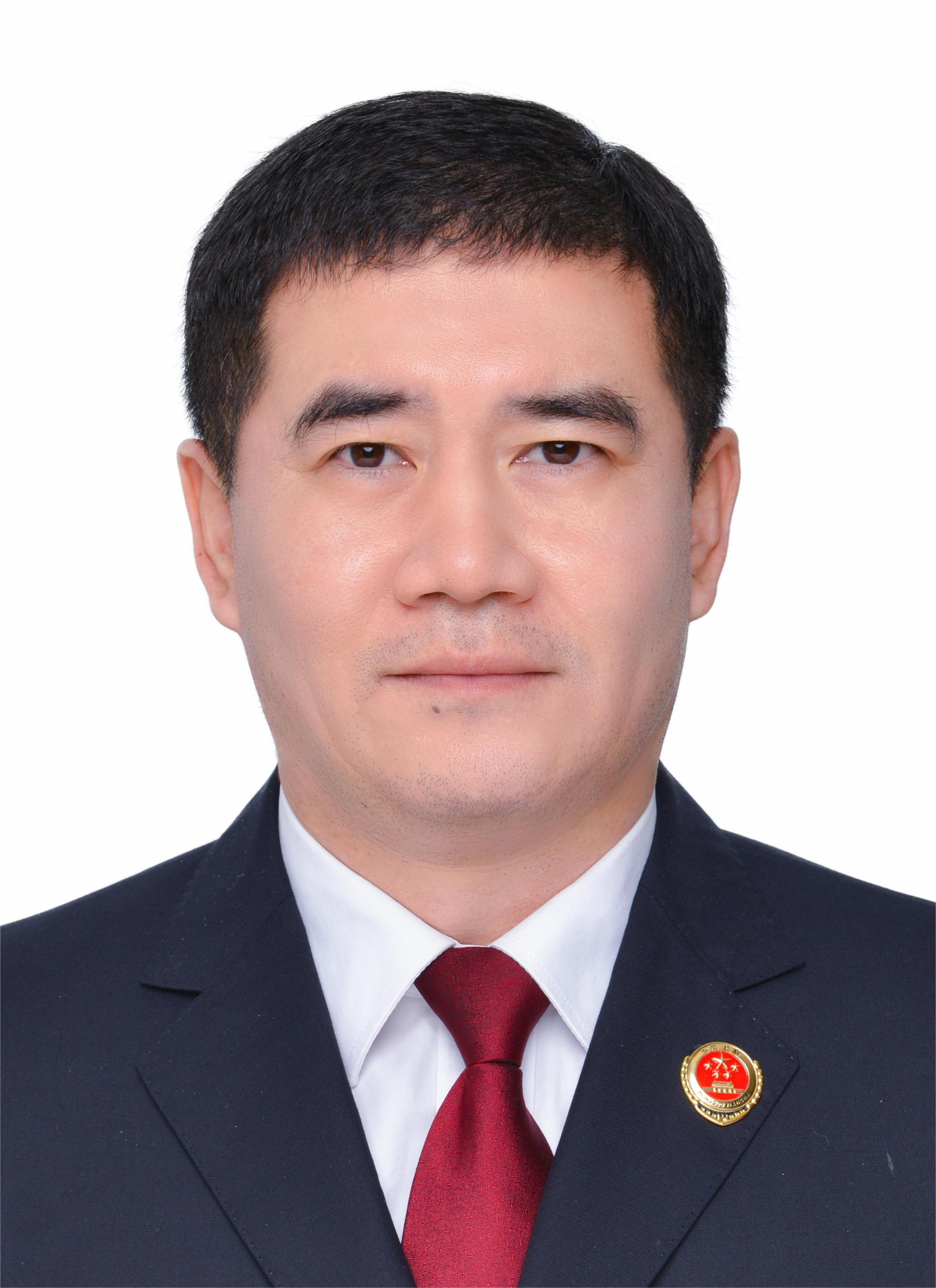 熊伟光 - 副本.jpg