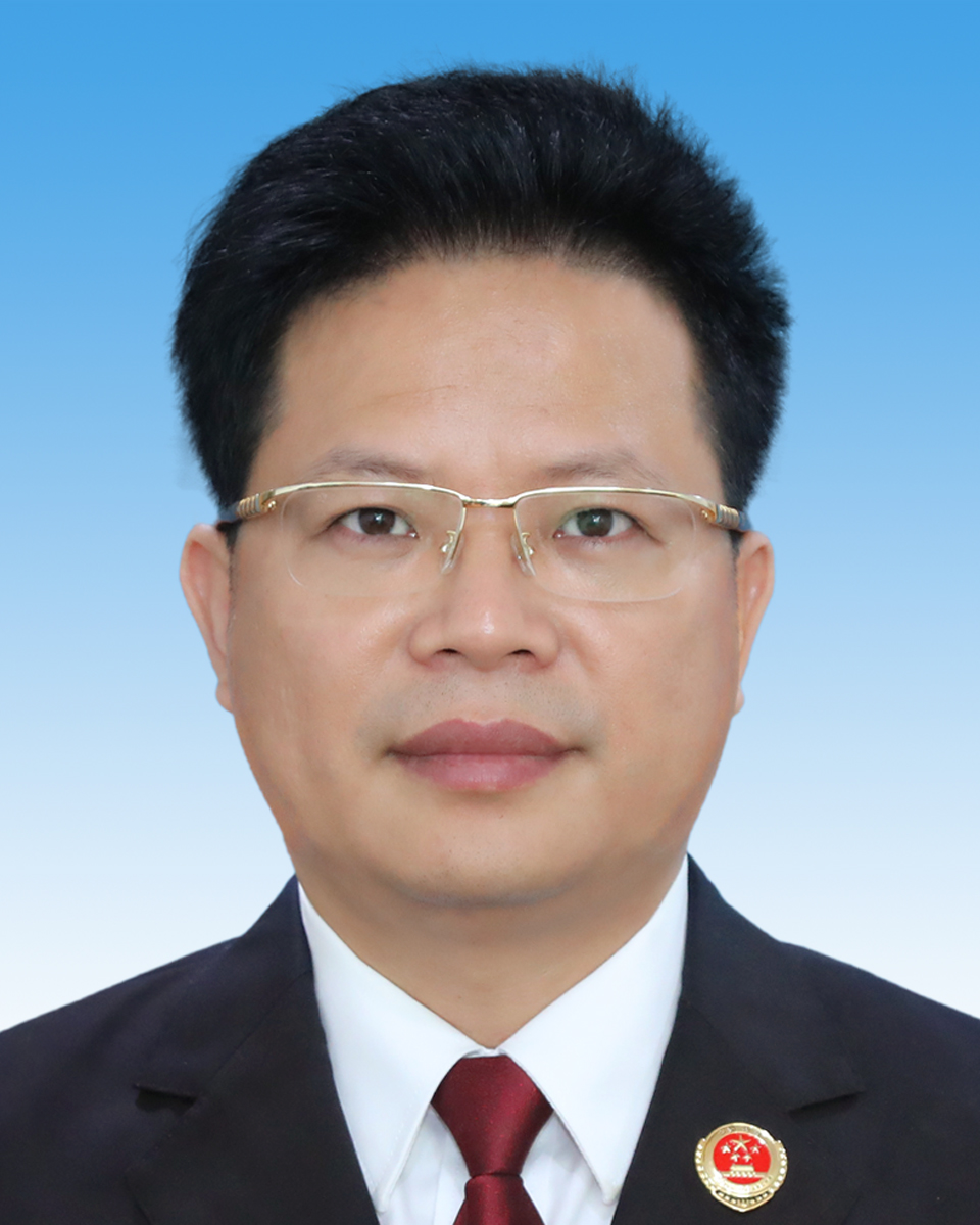 黄国锐.jpg